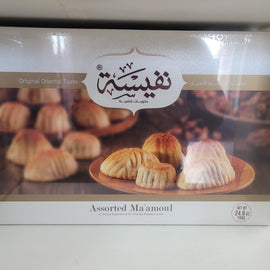 Assorted maamoul nafeeseh sweet - Sweet and Tea